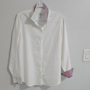 Vineyard Vines White and Pink Casual Button Down Shirt